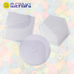 Tabla guía para beads 5MM, ideal para niños y principiantes en el arte del pixel-art.